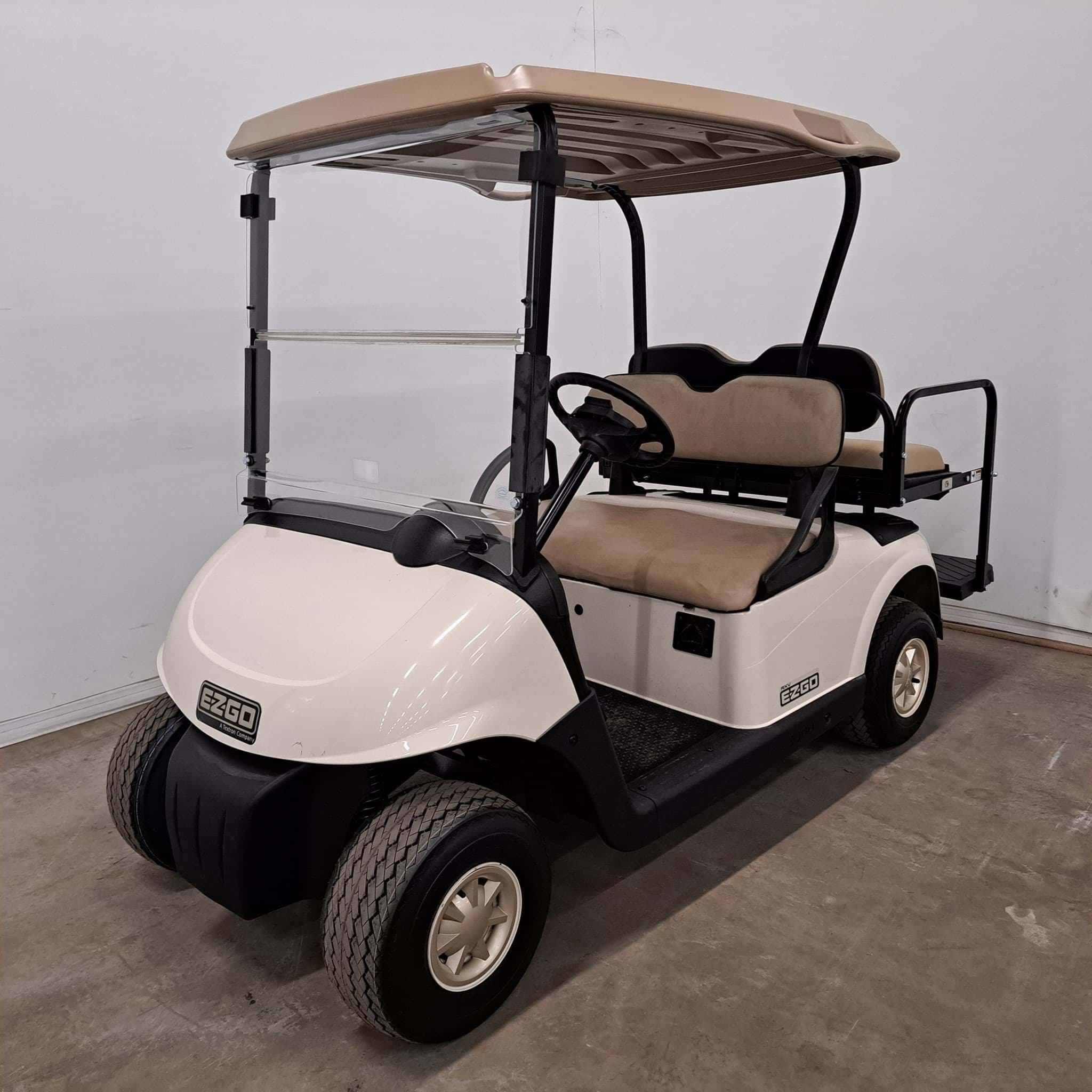 Picture of  - 2009 - Electric - EZGO - RXV - 4 Seater - White